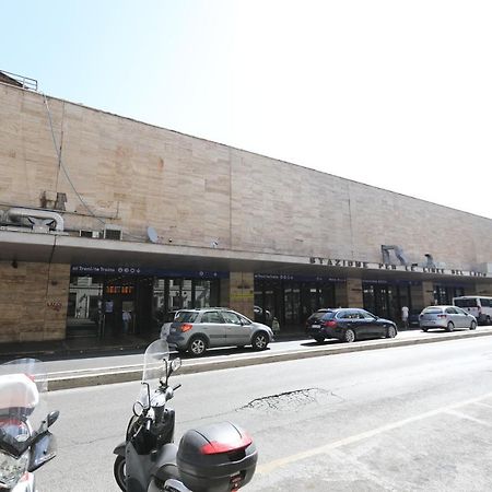 Appartamento Vicino Stazione Termini E Colosseo Rome Luaran gambar
